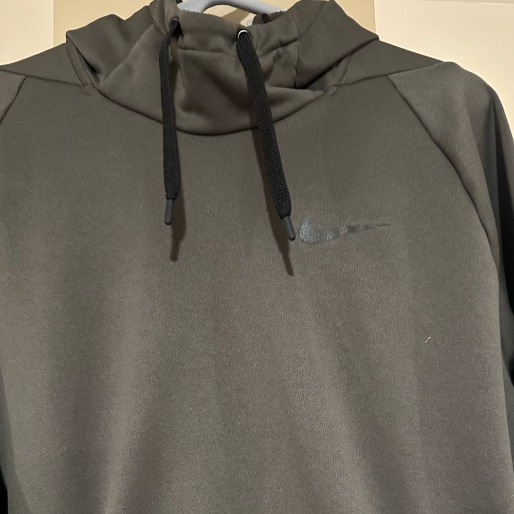 Nike Men's Green Dri Fit Hoodie - XL - Worn Once
